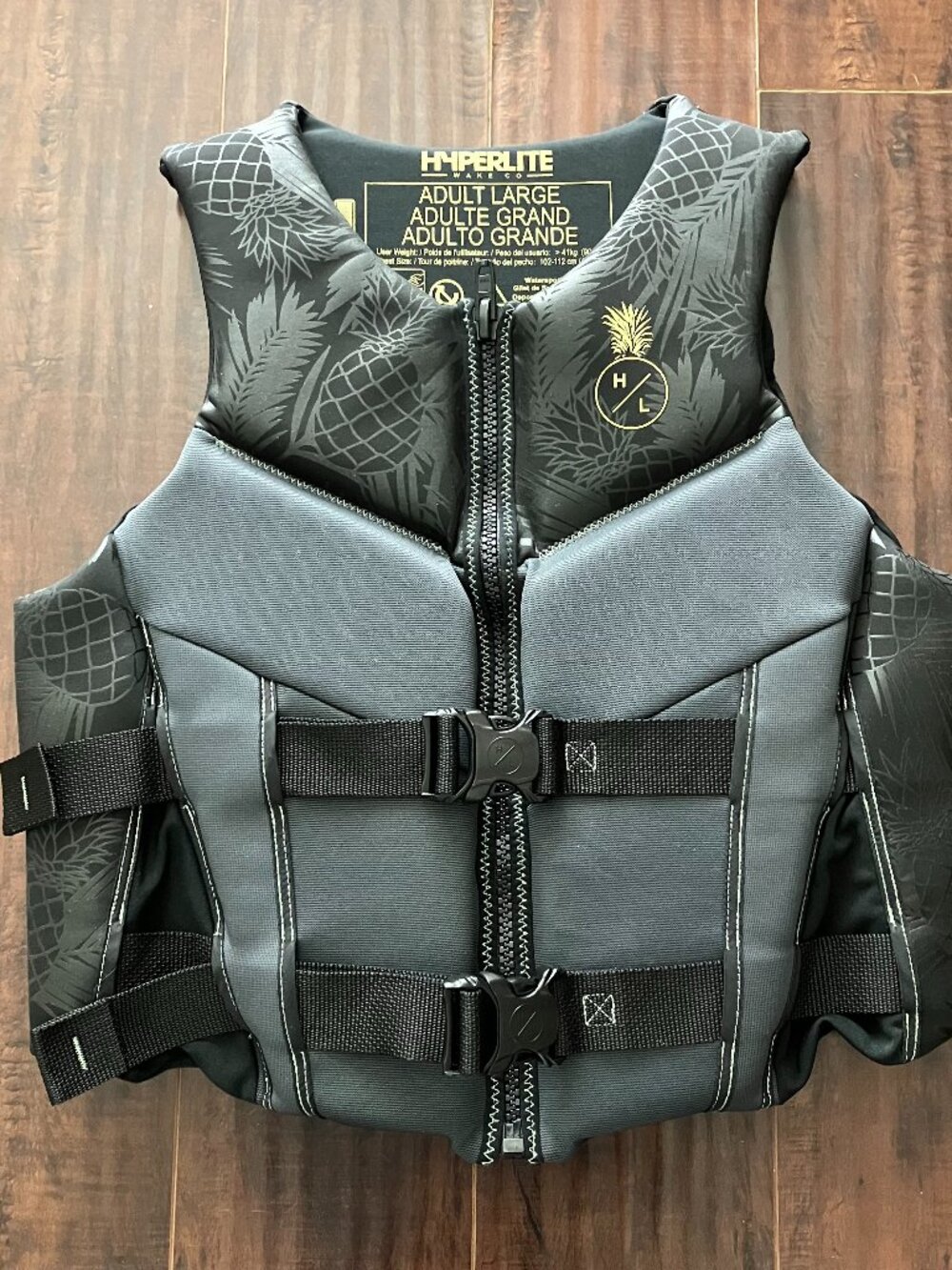 NWTO  Hyperlite Women's Life Vest - size L